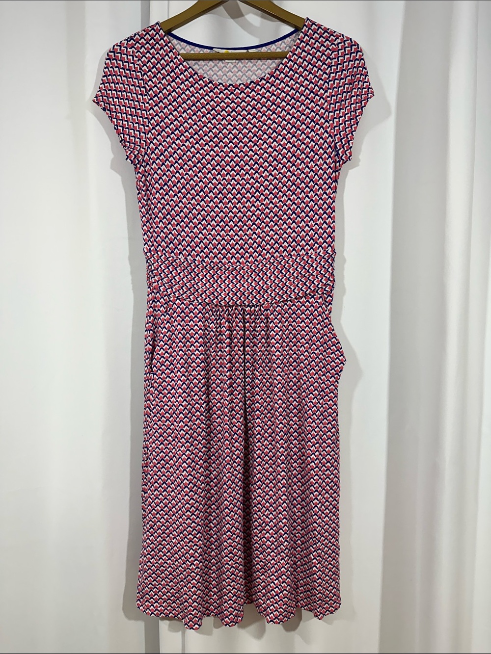 Boden Geometric Print Jersey Dress Size 6R Red White Blue Fit & Flare